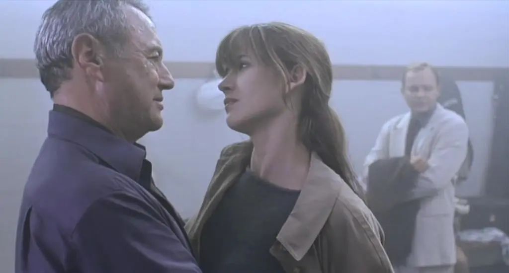 别骂了，世界第一美人想脱就脱