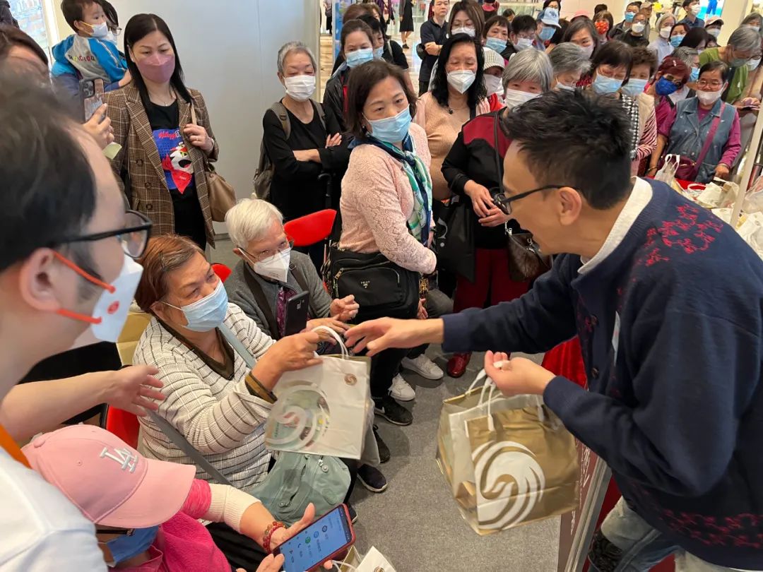 凤凰卫视香港台推出全新健康类节目《旦哥与13医》