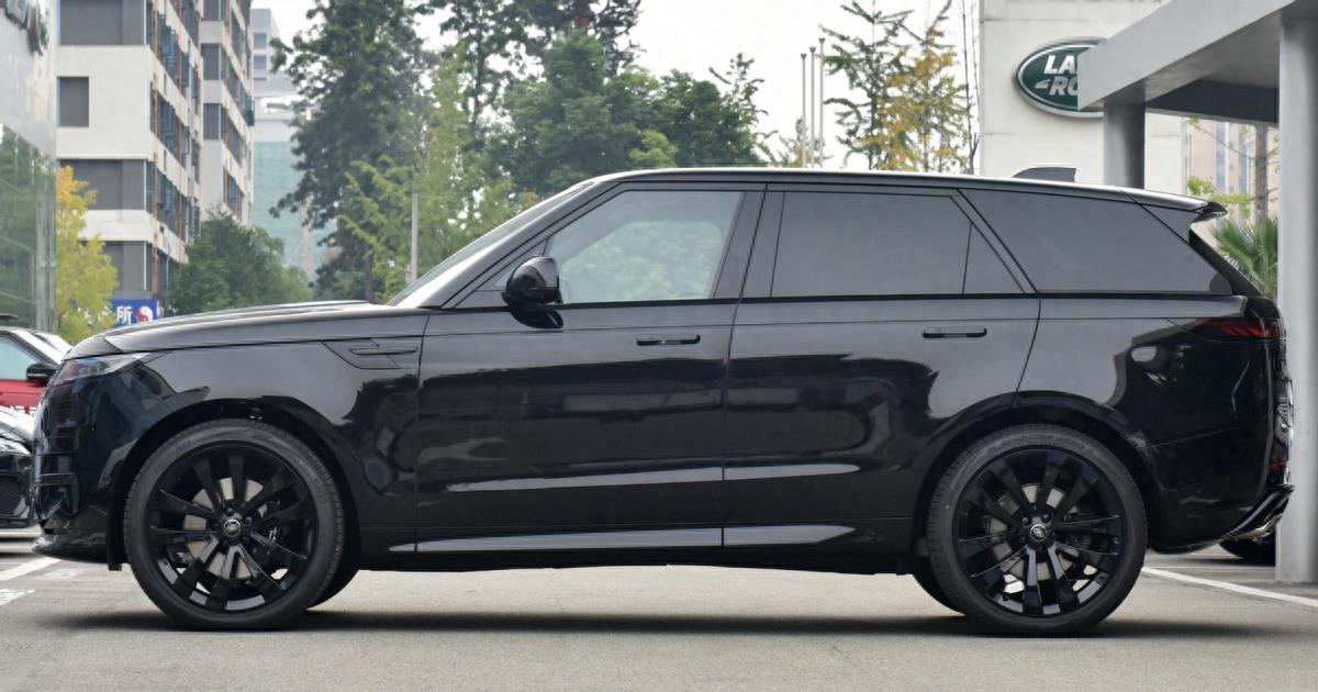 最新款路虎揽胜运动版现在价格,全新路虎揽胜典范加长预售价