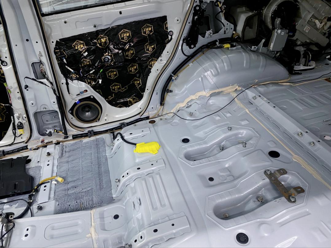 丰田霸道翻新全过程,丰田霸道全车整备翻新费用