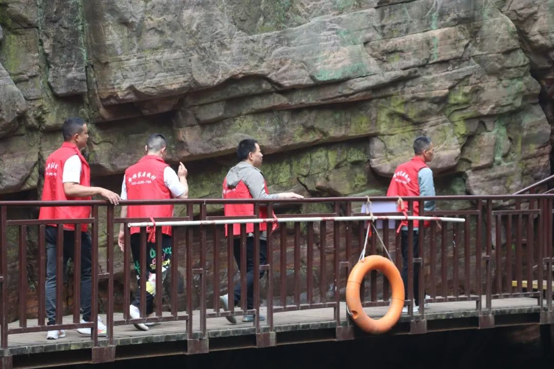 隆饰板材河北代理商联系电话,隆饰板材代理商电话