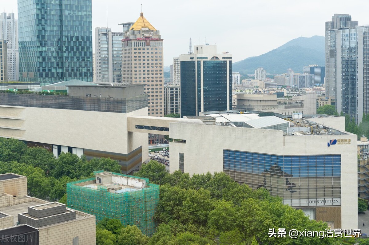 我国面积最大的地铁站,我国最多层的地铁站