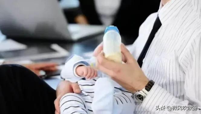 一岁宝宝断奶性情大变,一岁宝宝断奶一个月又吃了