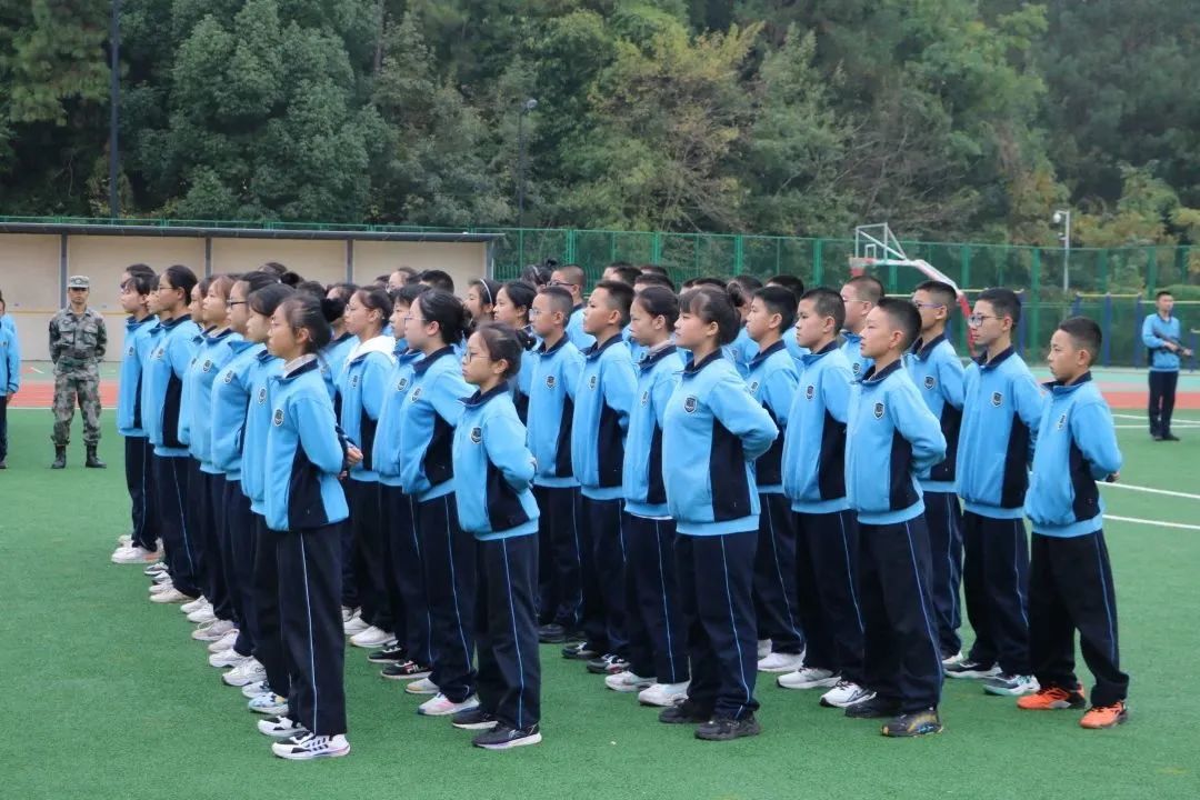 热血少年,百炼成钢!天府师一国防教育活动火热开展