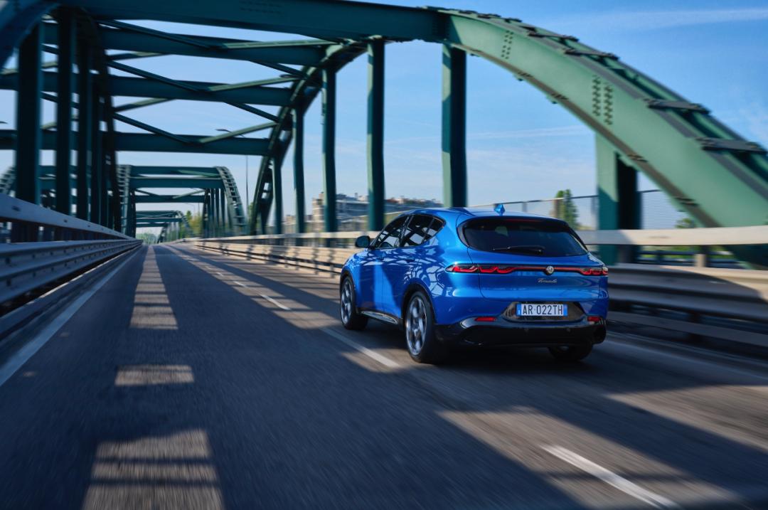 阿尔法罗密欧tonale2024款,阿尔法罗密欧tonale复古