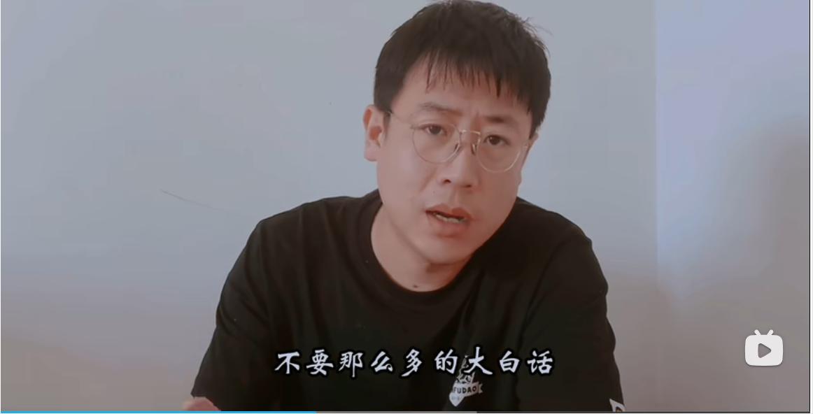 《二舅》爆红背后:为流量才起的标题,精神内耗为何触动年轻人?