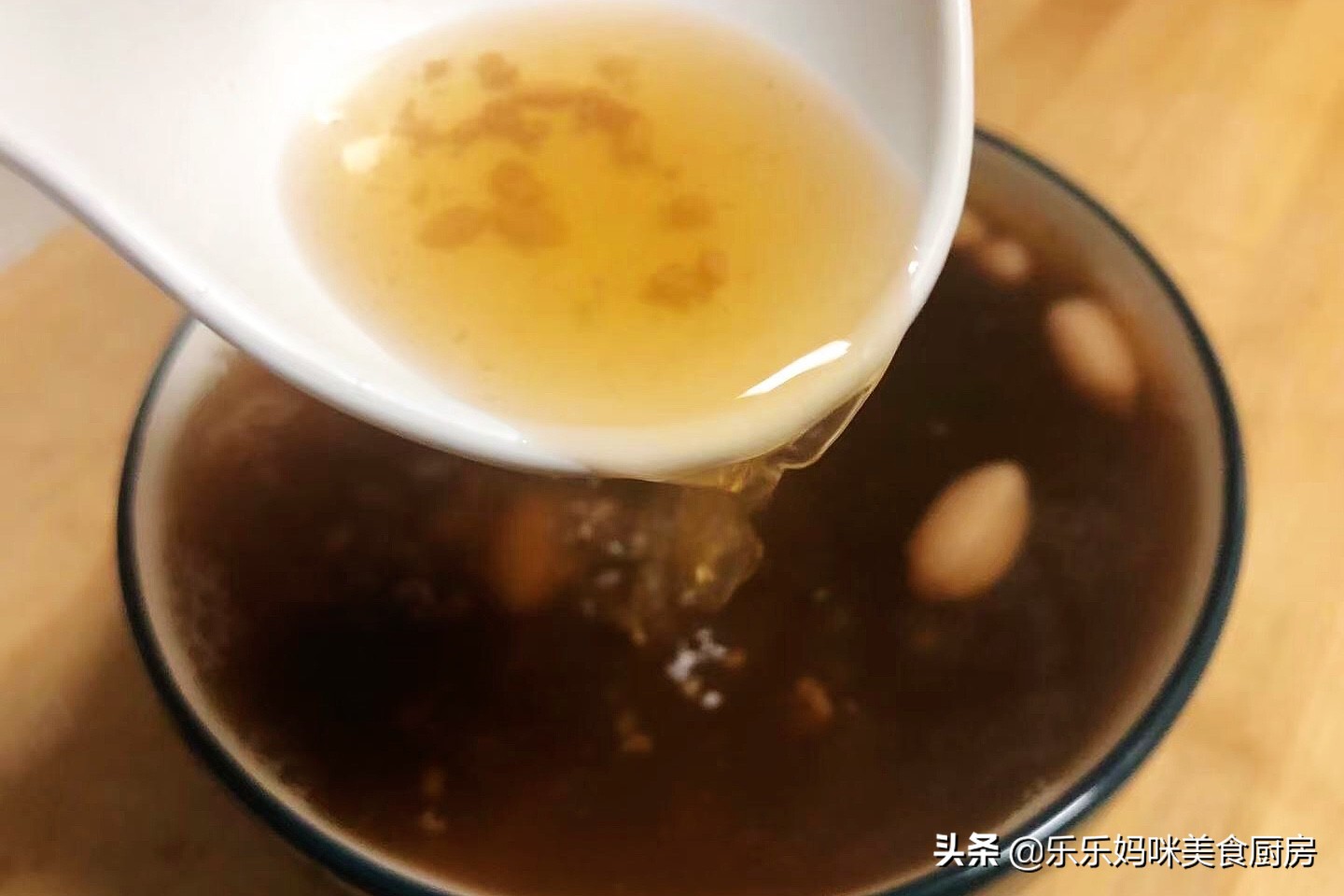 婴儿坐月子汤有哪些做法,教你在月子期间做几种简单的汤