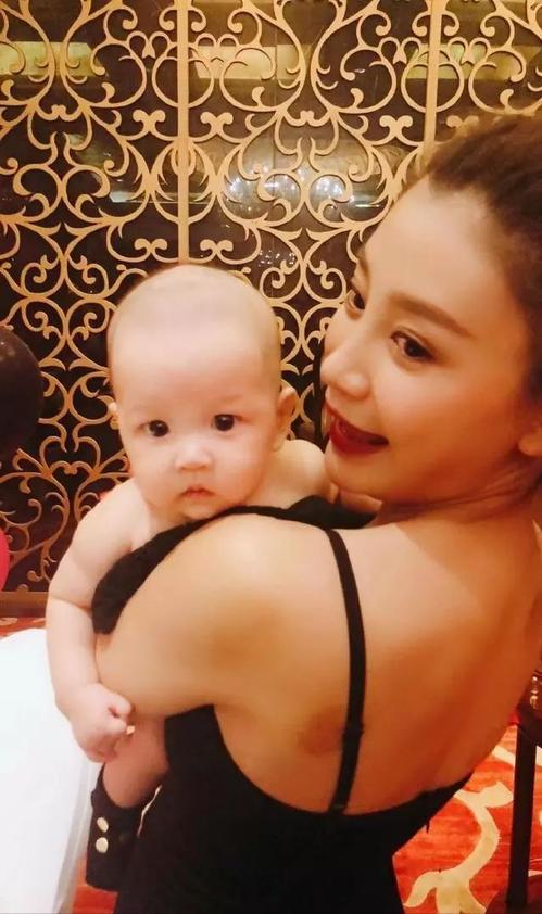 郭德纲和曹云金之间发生了什么,郭德纲和曹云金现在关系如何