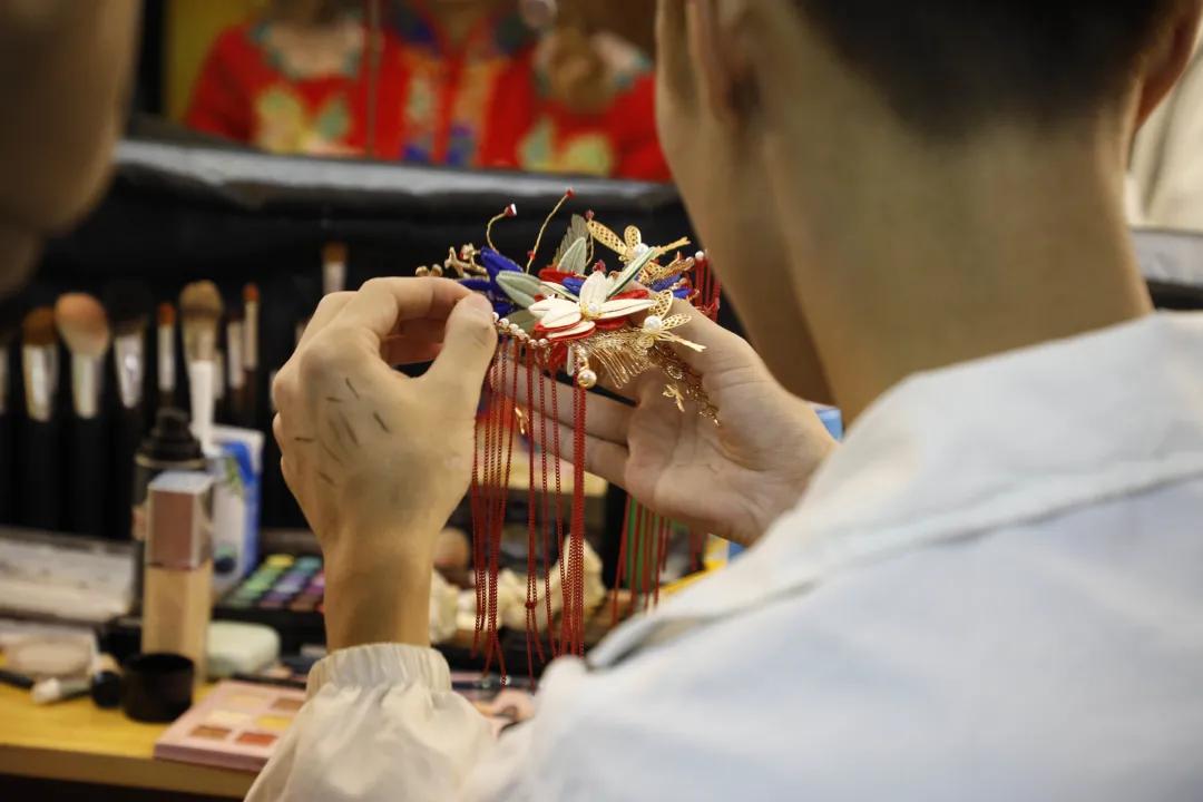 职工职业技能大赛举行,全区职工职业技能大赛启动