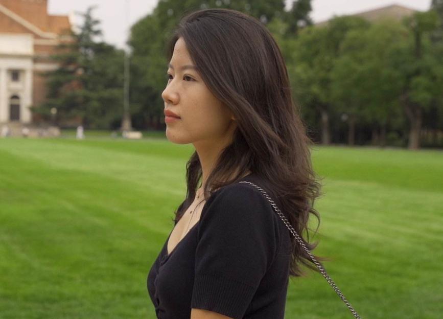 封校被封在寝室的女大学生,封校的女大学生宿舍