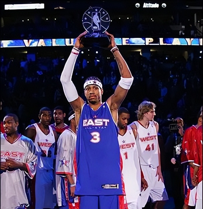 十大球星第十位奥尼尔,nba前五中锋奥尼尔