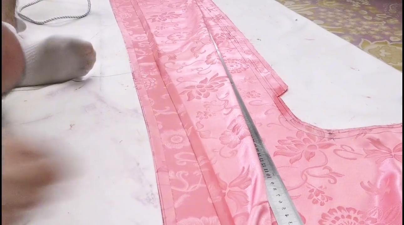 旗袍后期教程,旗袍全开偏襟的缝制方法视频