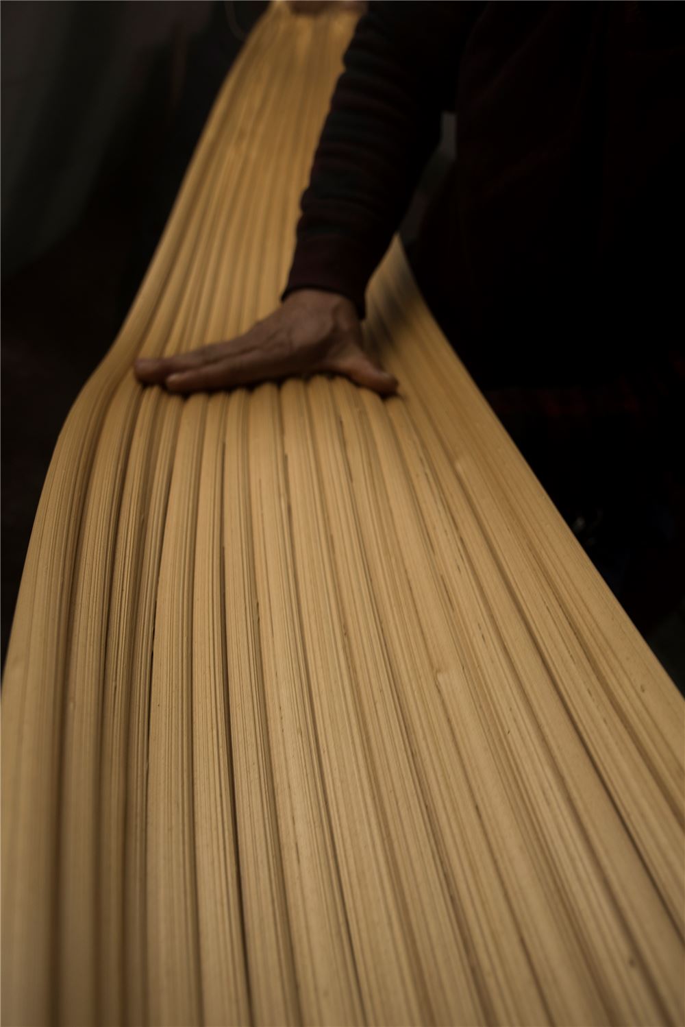 小哥农闲2个月赚1万8直播卖糖瓜，腊月二十三糖瓜粘，小时候味道