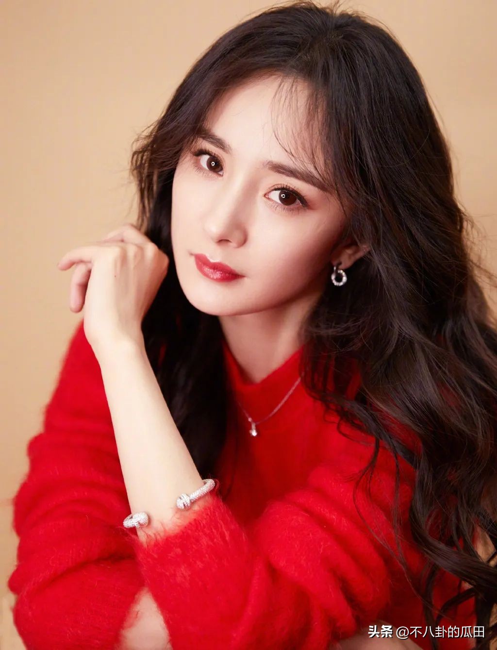 近一周的娱乐圈：张恒爆郑爽虐童，李玟疑似婚变，杨幂被爆耍大牌