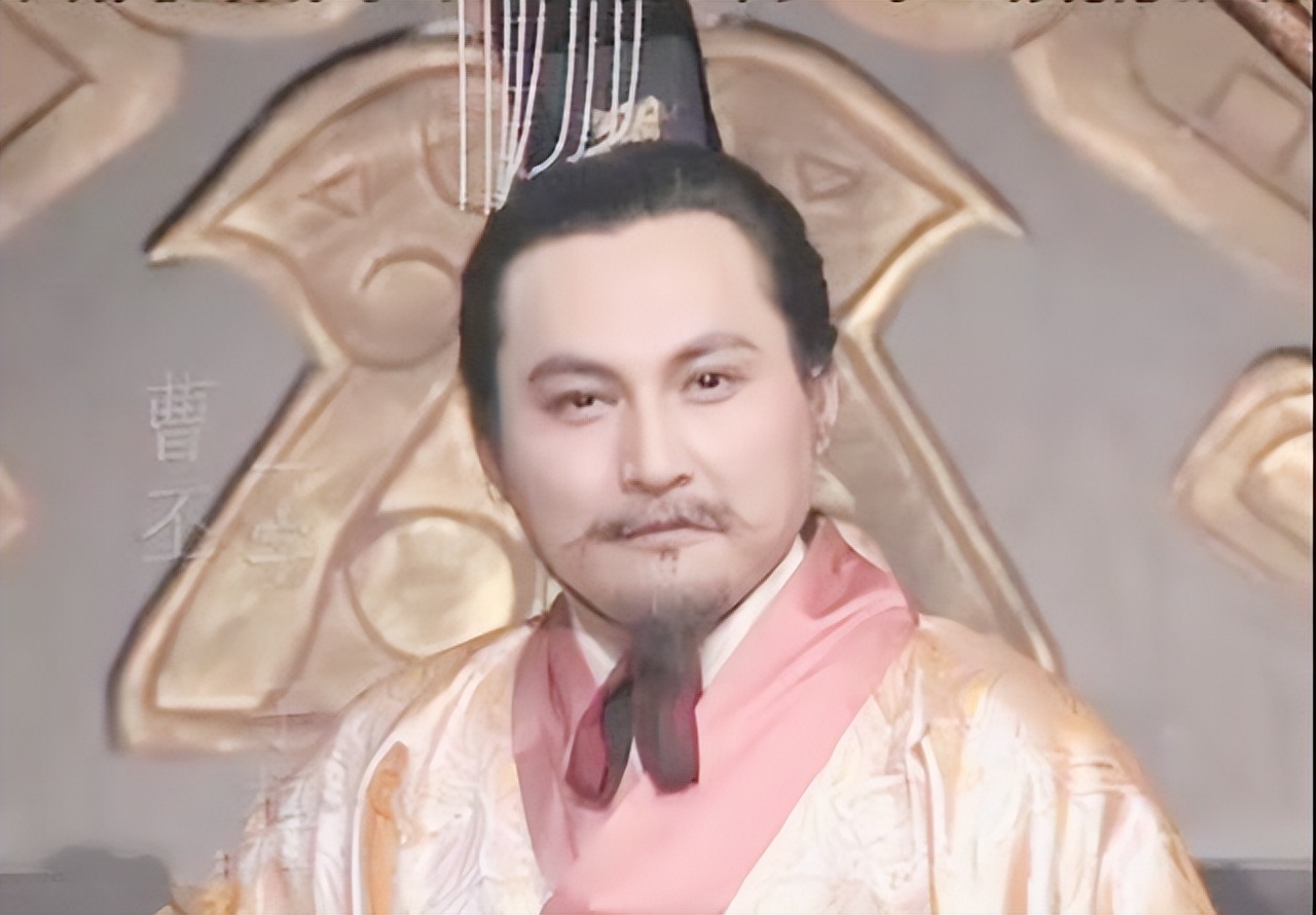 诸葛亮临死后司马懿痛哭,诸葛亮临死前安排谁吓走司马懿