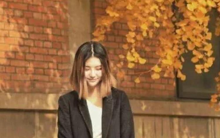 2020年,大四女生刘安在天门山翼装飞行时遇难,极限运动值得吗?