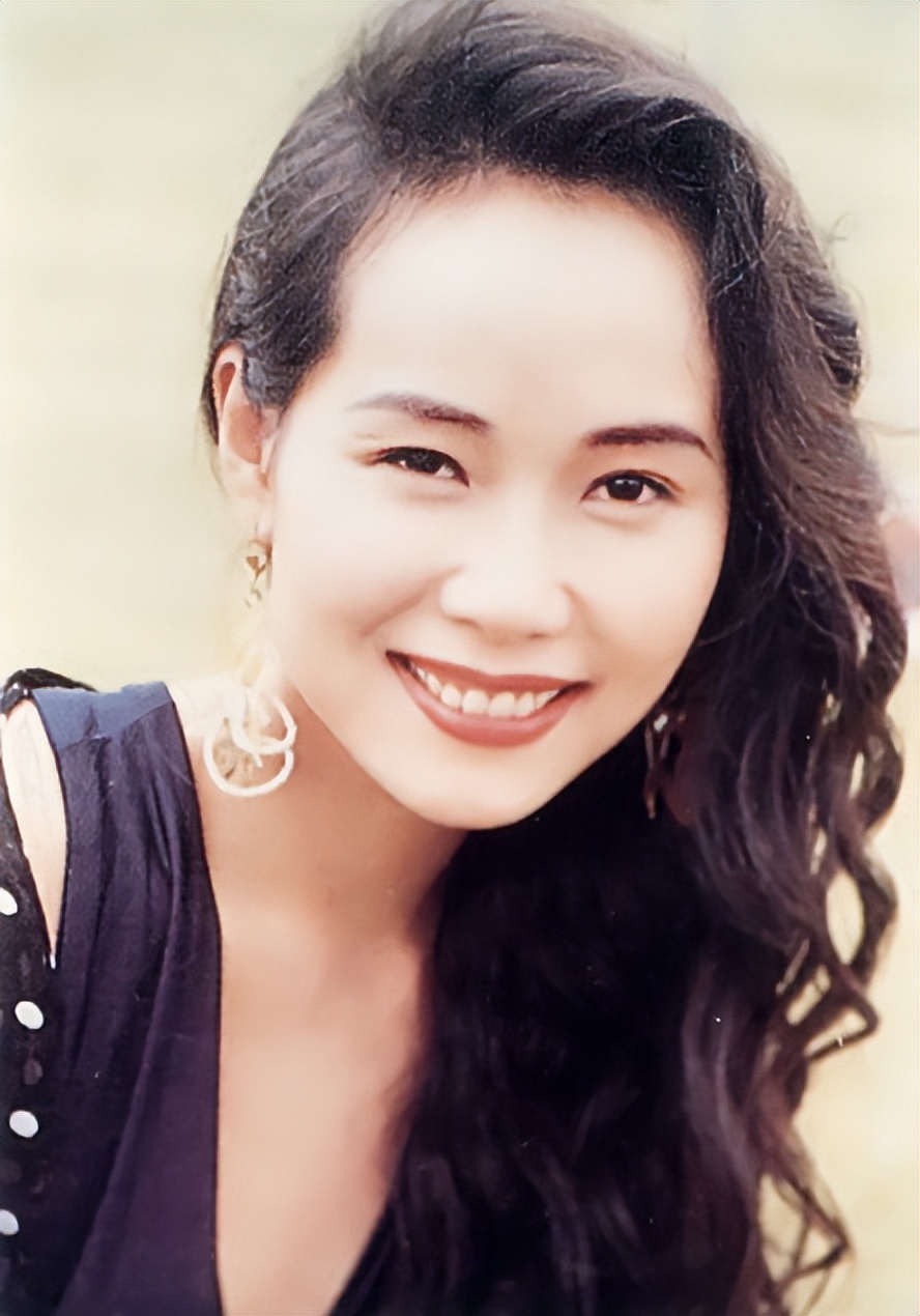 瘦得脱相的女人,瘦到脱相的女明星真的好看吗