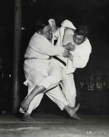 李小龙唯一公开实战,李小龙40条真实的实战记录