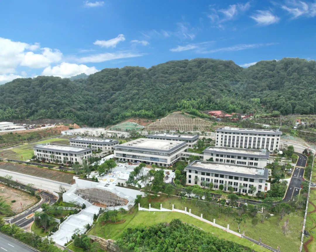 龙岩技师学院第二校区招生简章,龙岩技师学院秋季招生信息