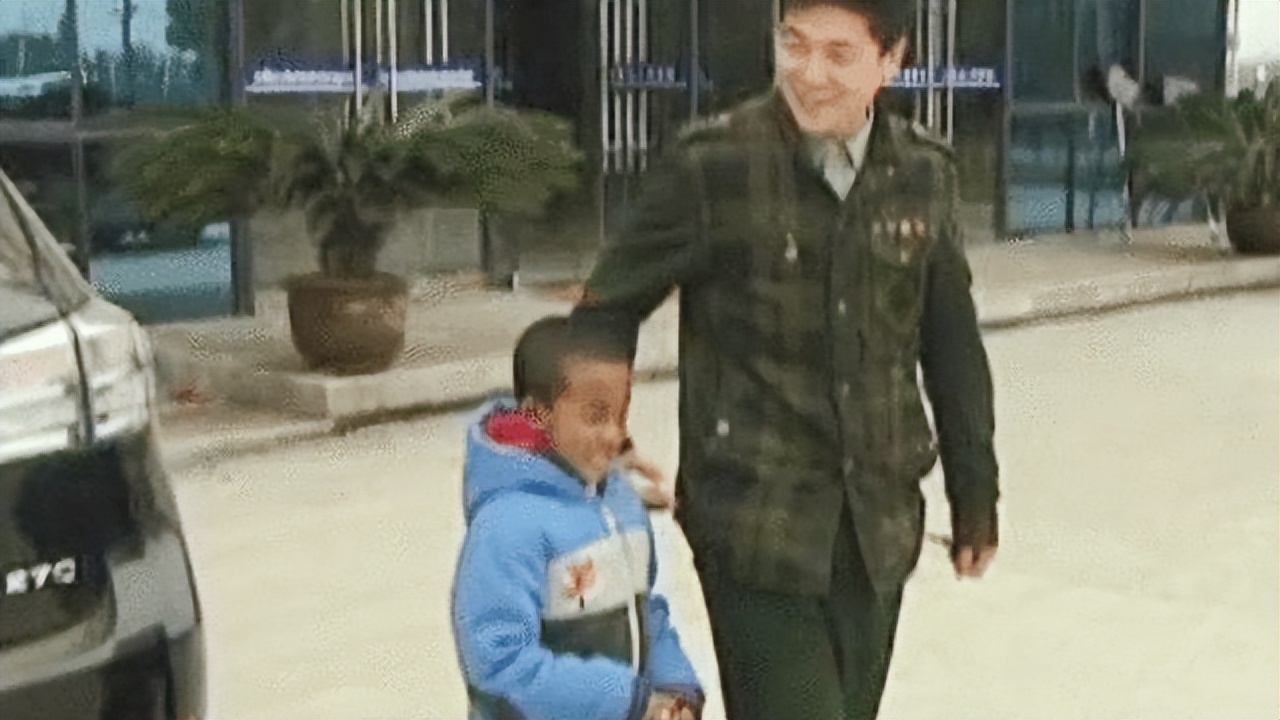 中非混血儿巴比现在怎么样,弃婴巴比现状