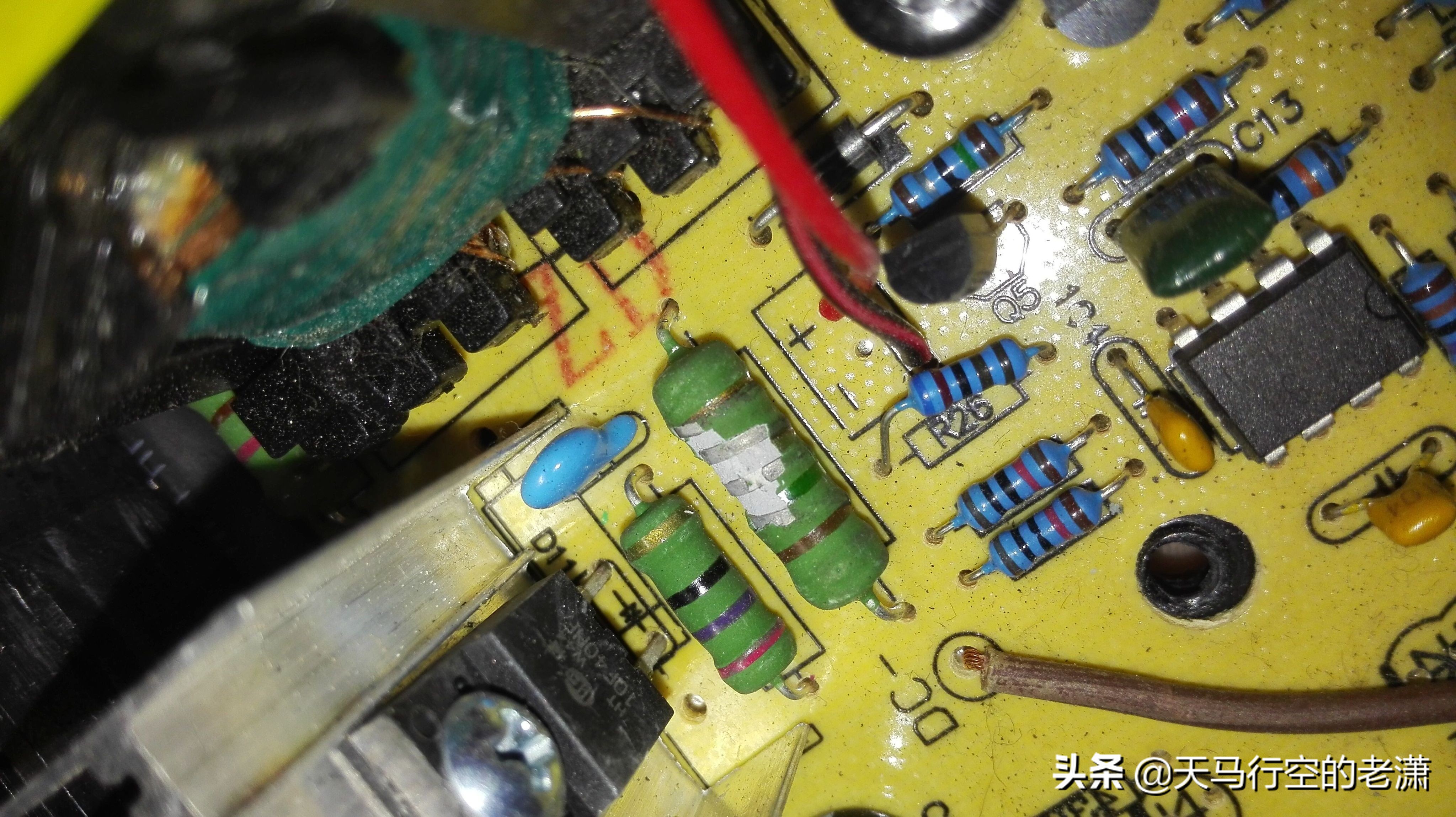 汽车停车溜车该怎么处理,怎样避免汽车溜车