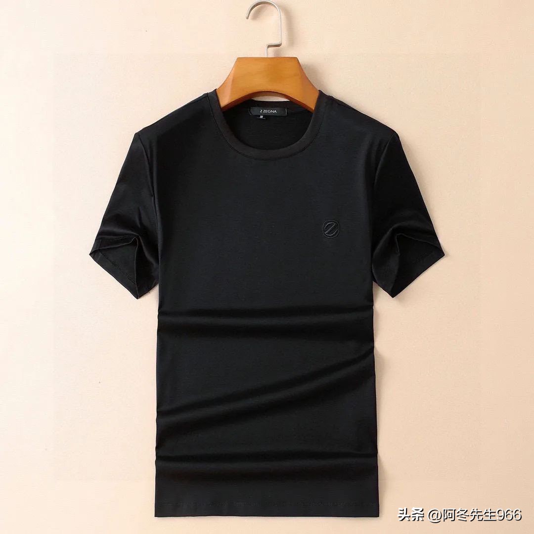 男士冰丝短袖t恤圆领,男士商务休闲短袖t恤搭配技巧