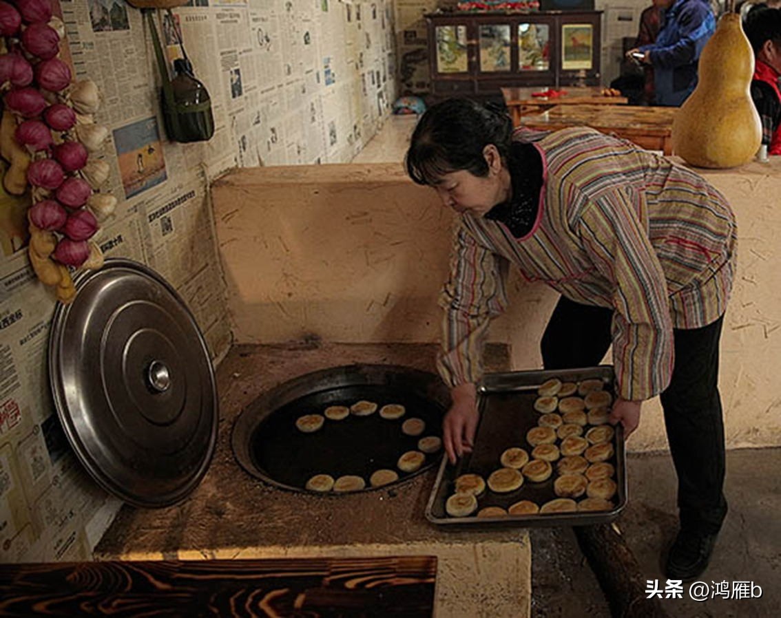 想吃妈妈擀得“驴打滚儿”了——漫聊东北的“粘食文化”