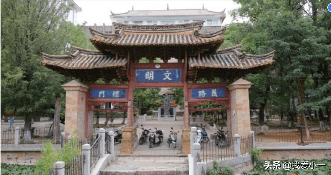 云南昆明古建筑群图,云南省昆明市官渡古镇古建筑