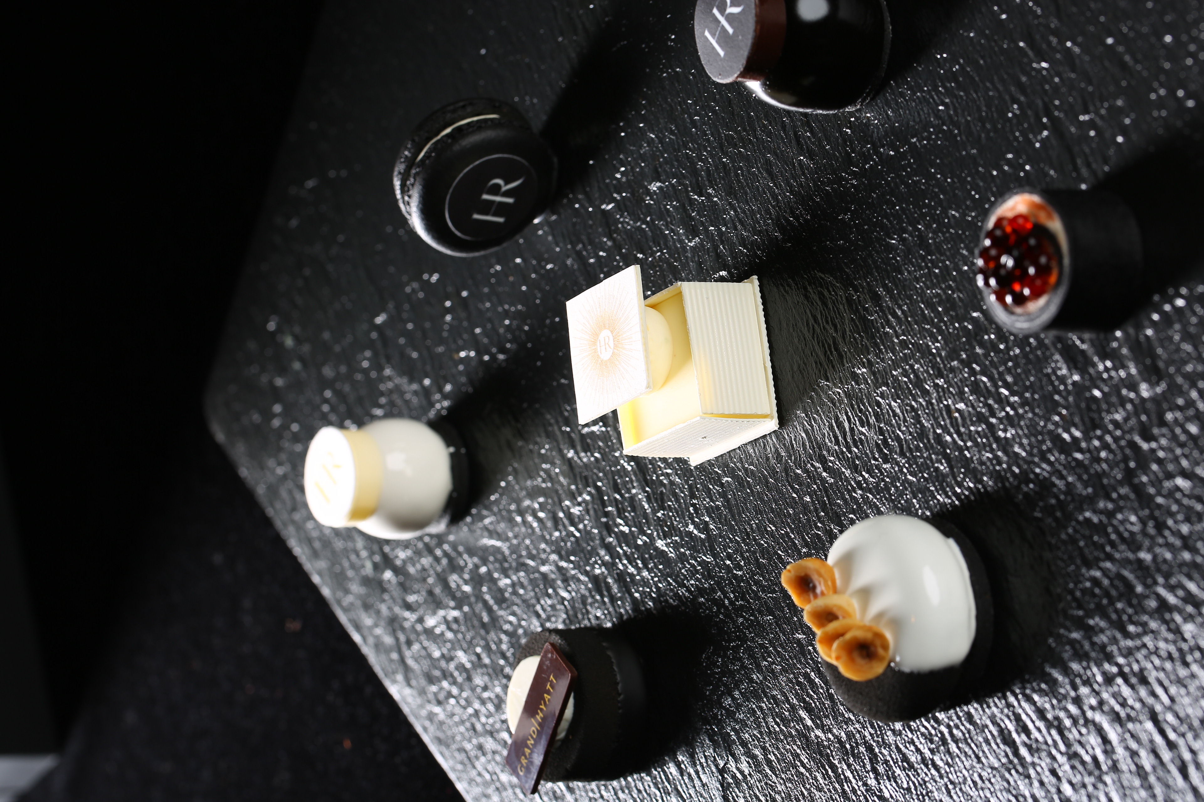 黑白传奇|GRANDHYATTCHANGSHA×HR赫莲娜,HelenaRubinstein