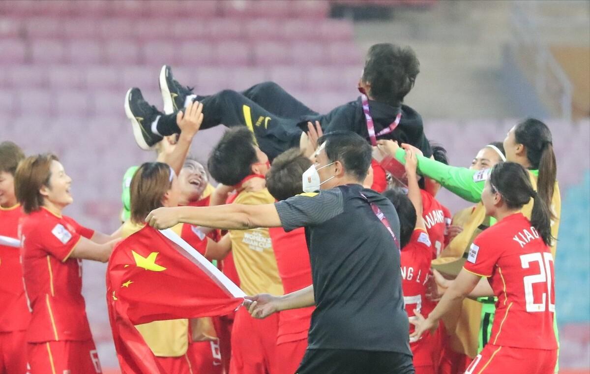 不抛弃不放弃团队感悟句子,不抛弃不放弃才是真正的军魂