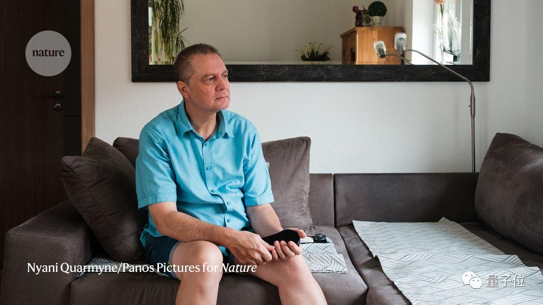 植入式设备制造商破产，患者无语，自行购买零件维护修理