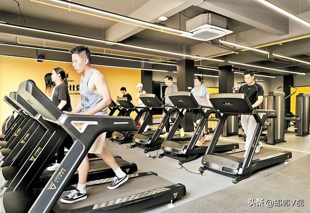 夏天经济成为消费新亮点,夏日消费热起来助推经济火起来