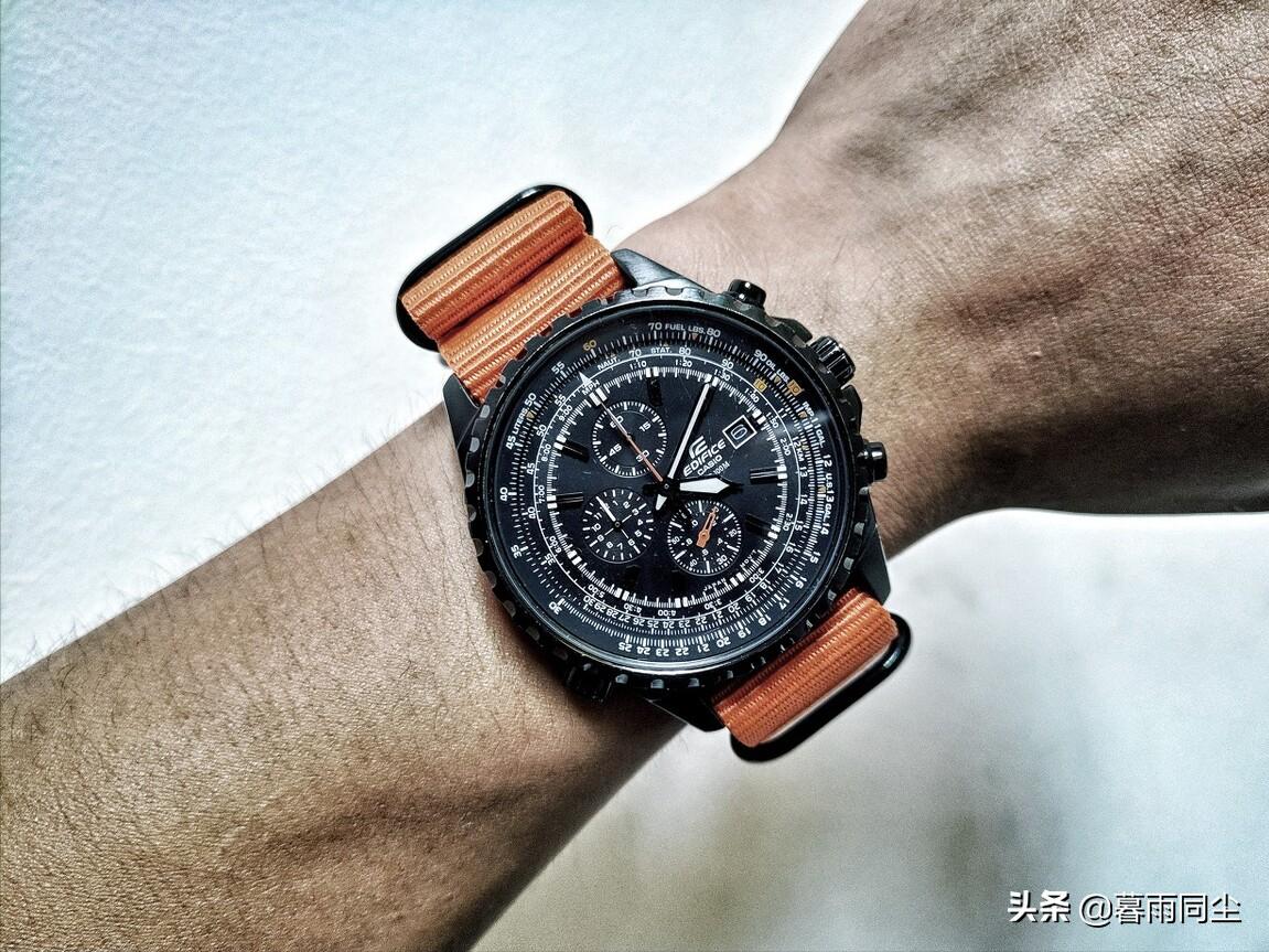 户外登山露营背包70升,户外徒步登山背包80升