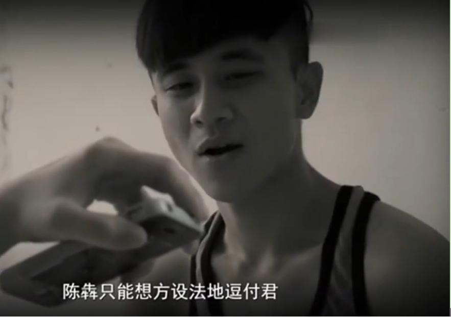 美女重伤成植物人，男友一家一起照料，美女醒来后让小伙左右为难