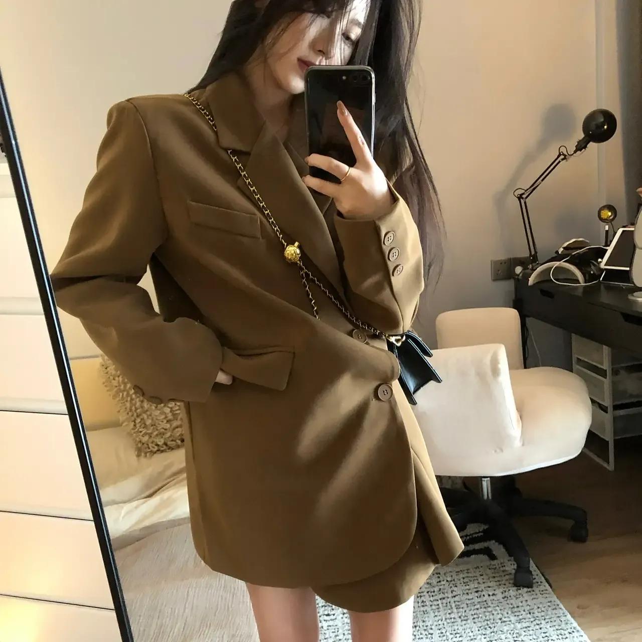 女生回复微信嗯嗯什么意思,微信女生回复嗯嗯代表什么意思