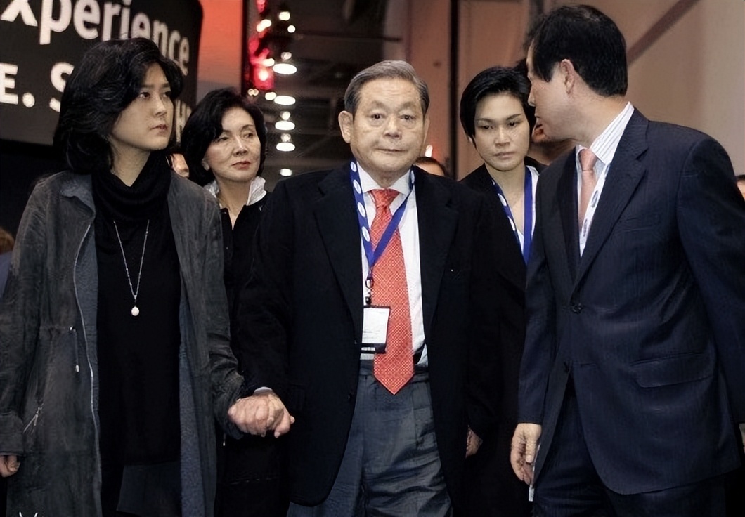 李在镕财阀生活 (李在镕离婚后的生活)