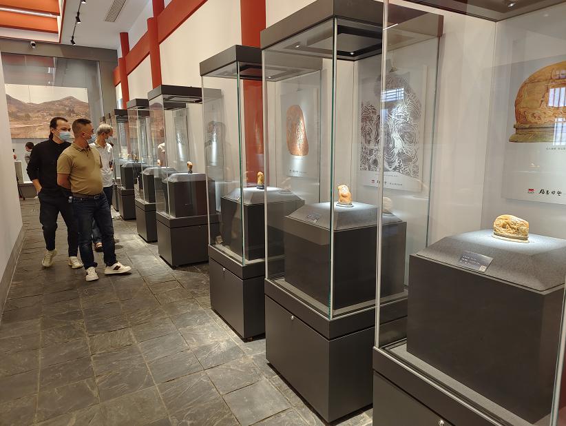 南公艺舟之“福寿田丰——寿山田黄石精品展”于福州开幕