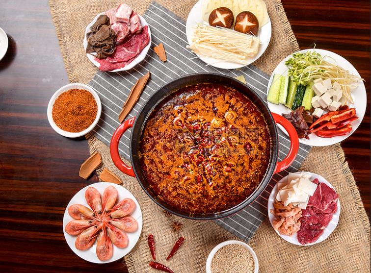 大渝火锅和小龙坎哪个名气高,名气大的四川火锅