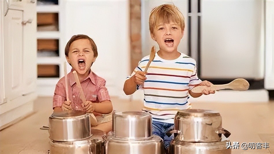 怎样引导淘气的孩子,怎么应对淘气孩子