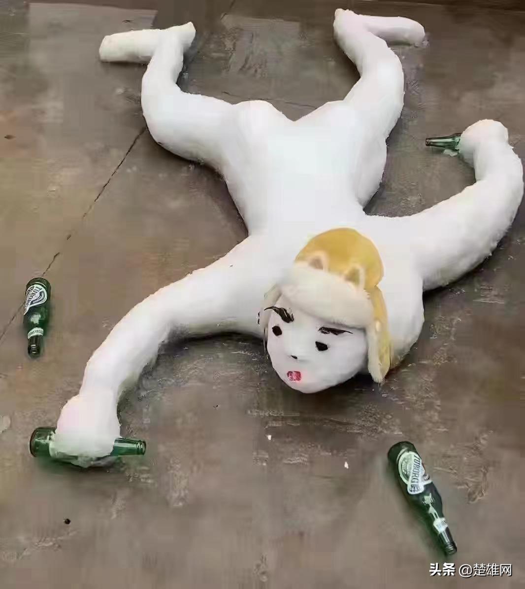 堆雪人大赛现场,楚雄花式雪人