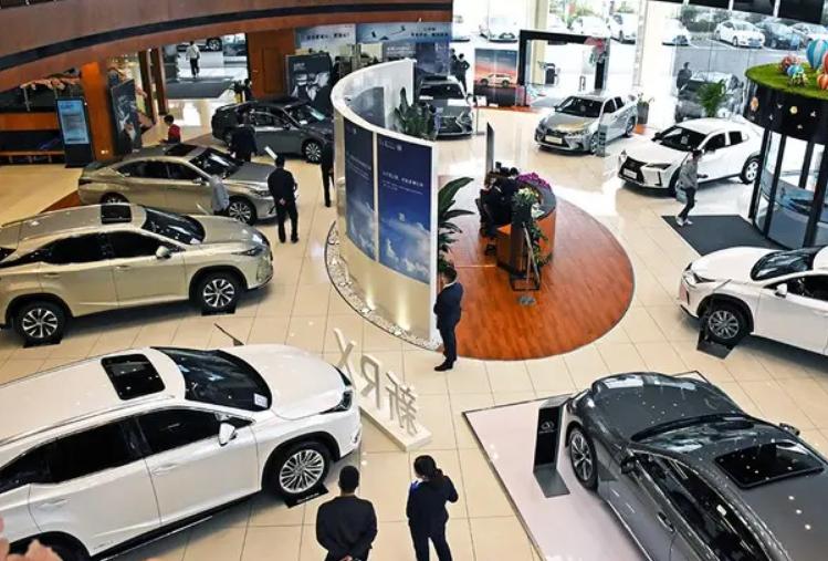 加价提车遭疯抢,曾经60万被加价疯抢的车