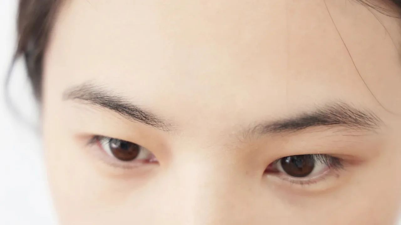 眉毛变长是衰老象征吗,眉毛变长有什么征兆