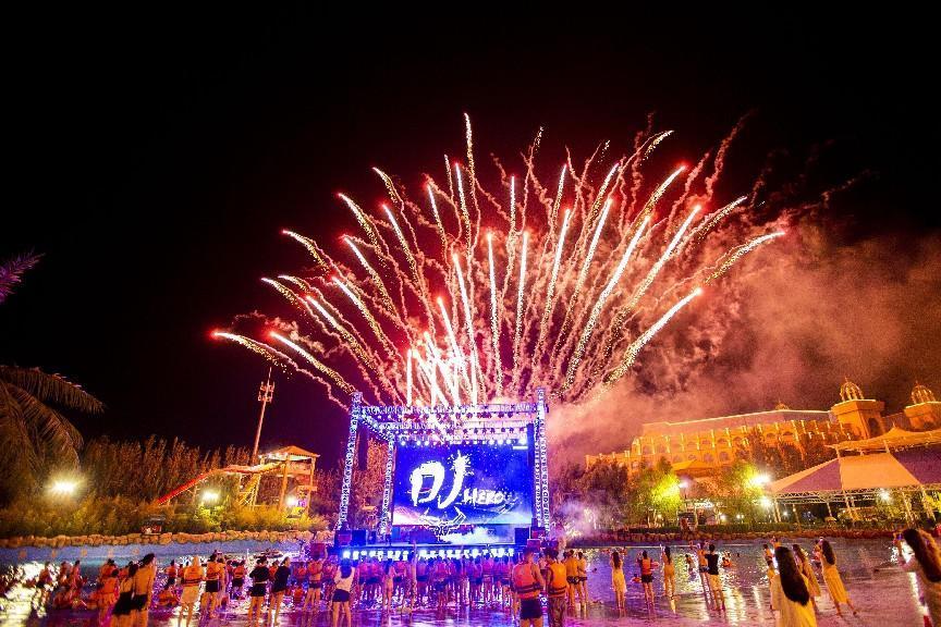 郑州方特夏日狂欢派对表演,5月郑州方特水上乐园