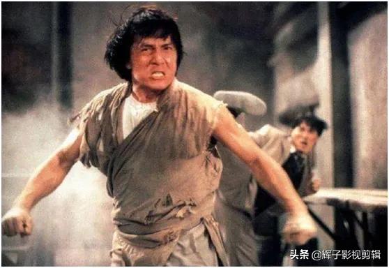 成龙功夫实战,成龙是功夫巨星吗