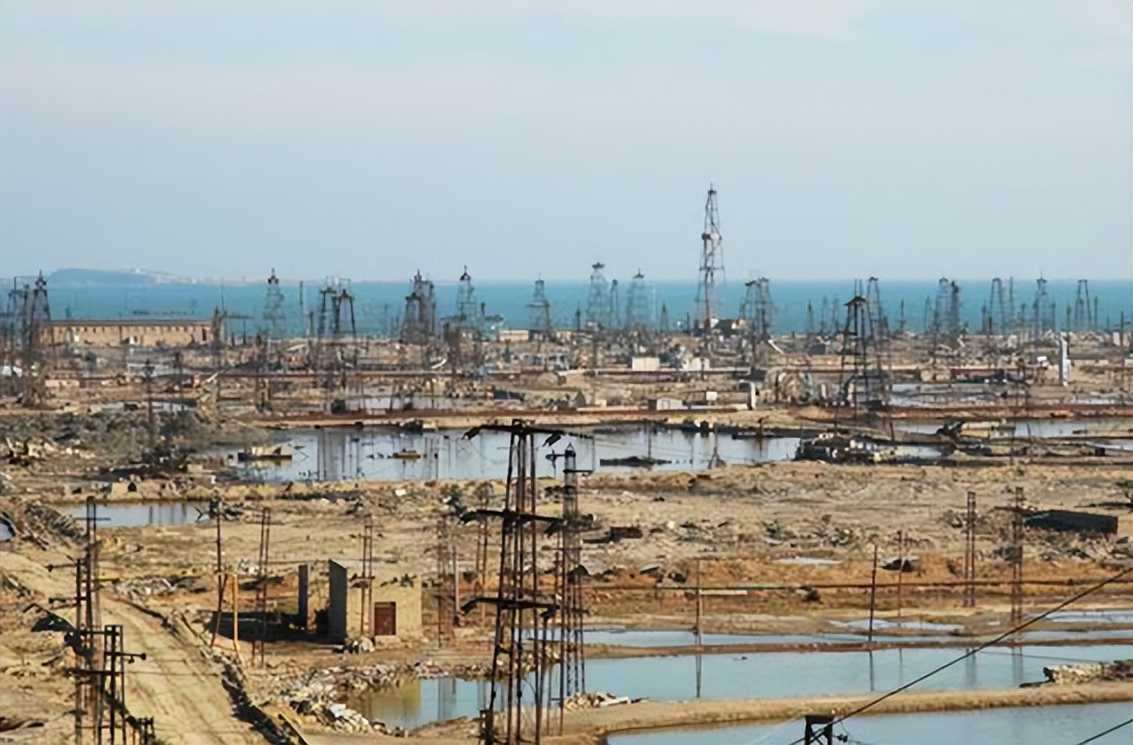 苏联解体后，阿塞拜疆重获独立，为何没有回归伊朗？