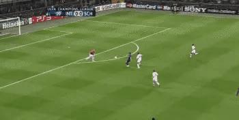 足球小将绝技在现实中能做到吗,足球小将那些不可能完成的动作