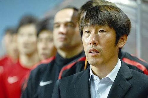 扬科维奇还能执教国足吗,扬科维奇回大连执教