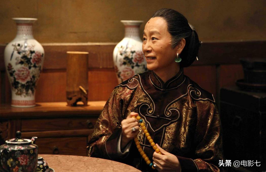 把《后浪》争议声放一放，这5位实力派一出场，演技令人赞不绝口