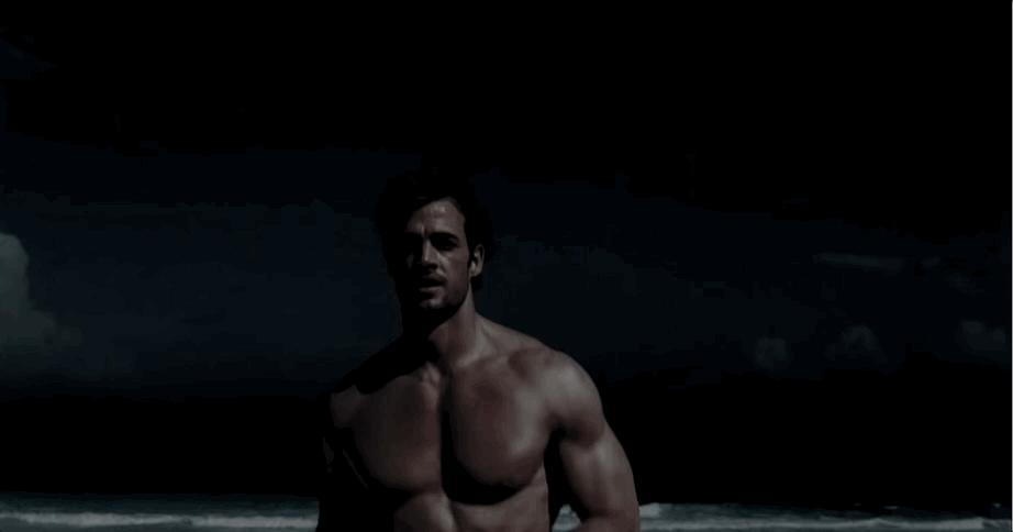 性感拉丁帅哥，曾因一系列照片引起轰动-威廉·利维