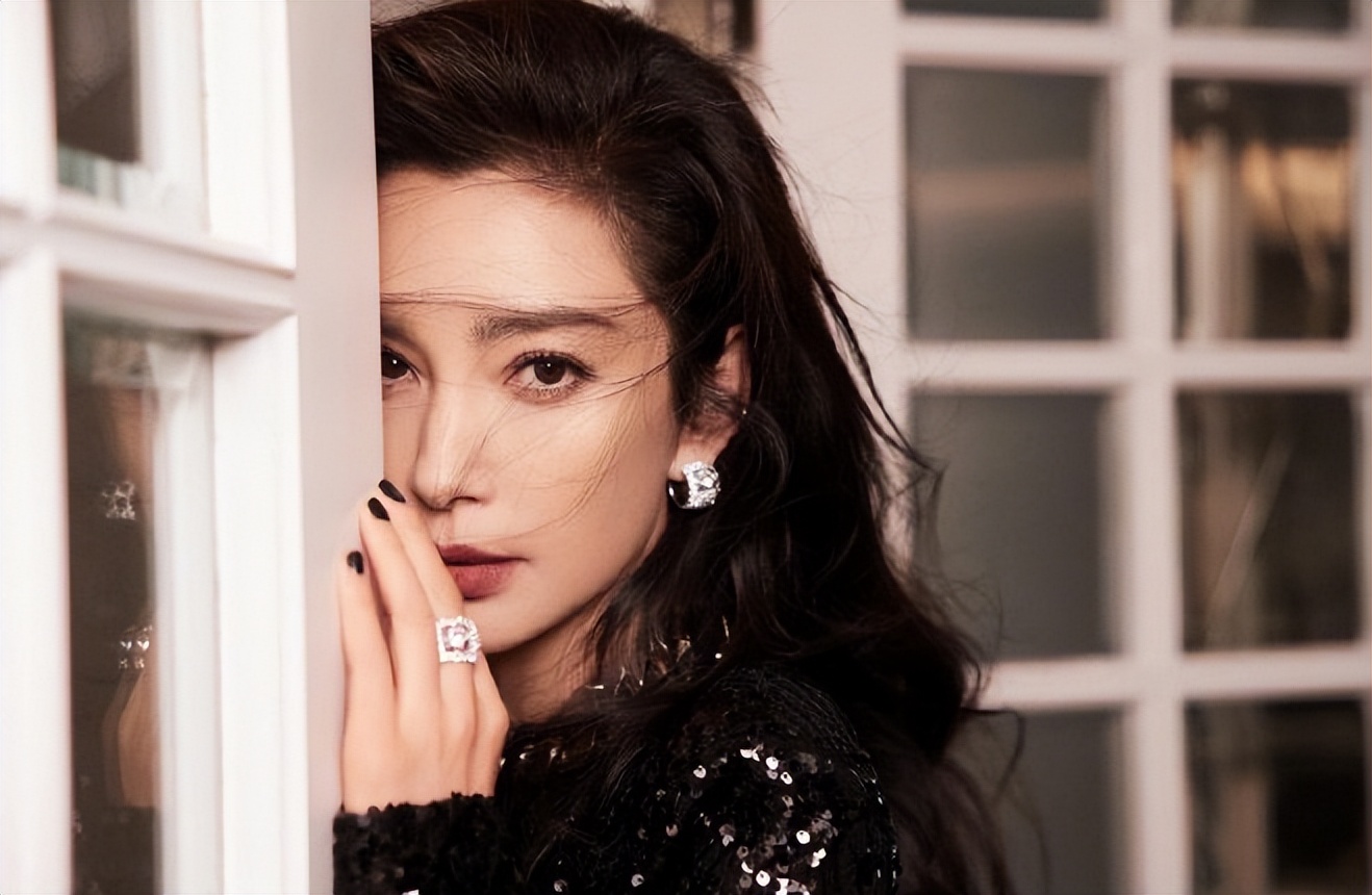 各有各的苦衷10大未婚女星,盘点从未嫁过人的5位大龄女星